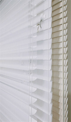 中網(wǎng)市場發(fā)布:億興裝飾材料研發(fā)、生產(chǎn)、銷售:"夢(mèng)享簾"室內(nèi)、戶外、窗飾、智能遮陽產(chǎn)品